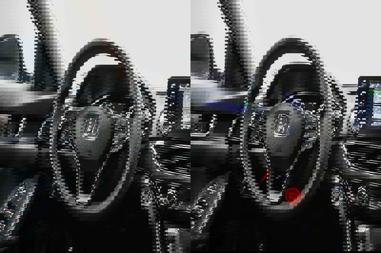 Used 2018 Honda Accord EX image 15