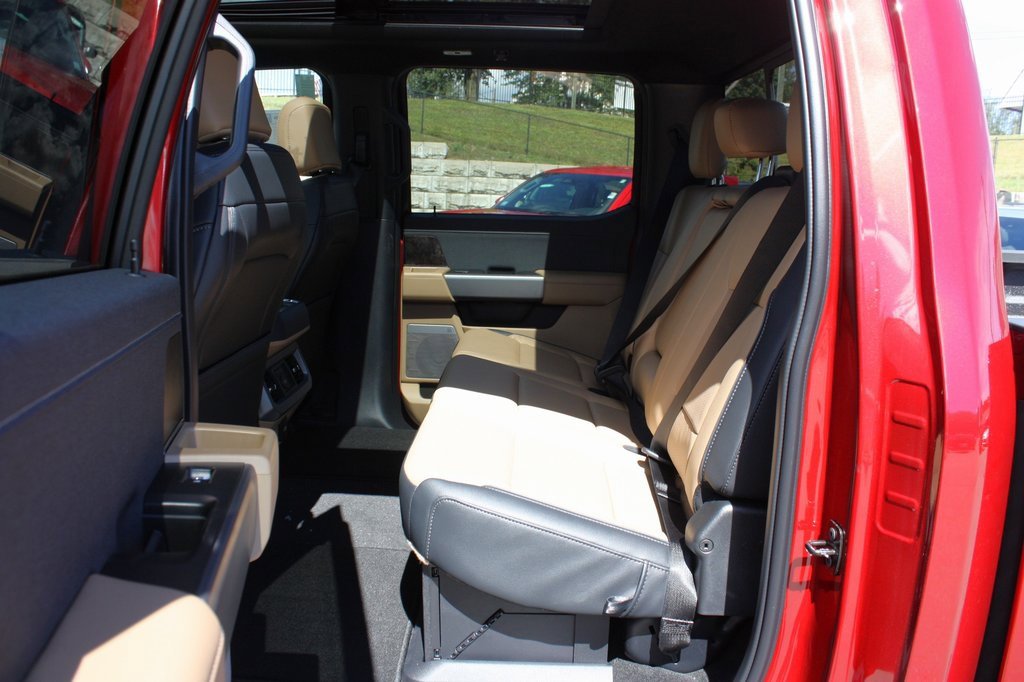 New 2026 Ford F350 Lariat image 17