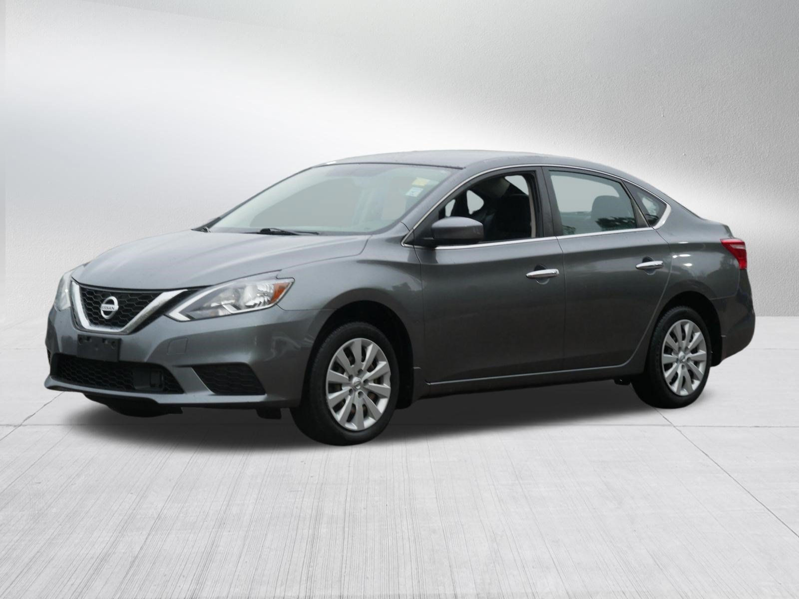 Certified 2019 Nissan Sentra S FWD image 3