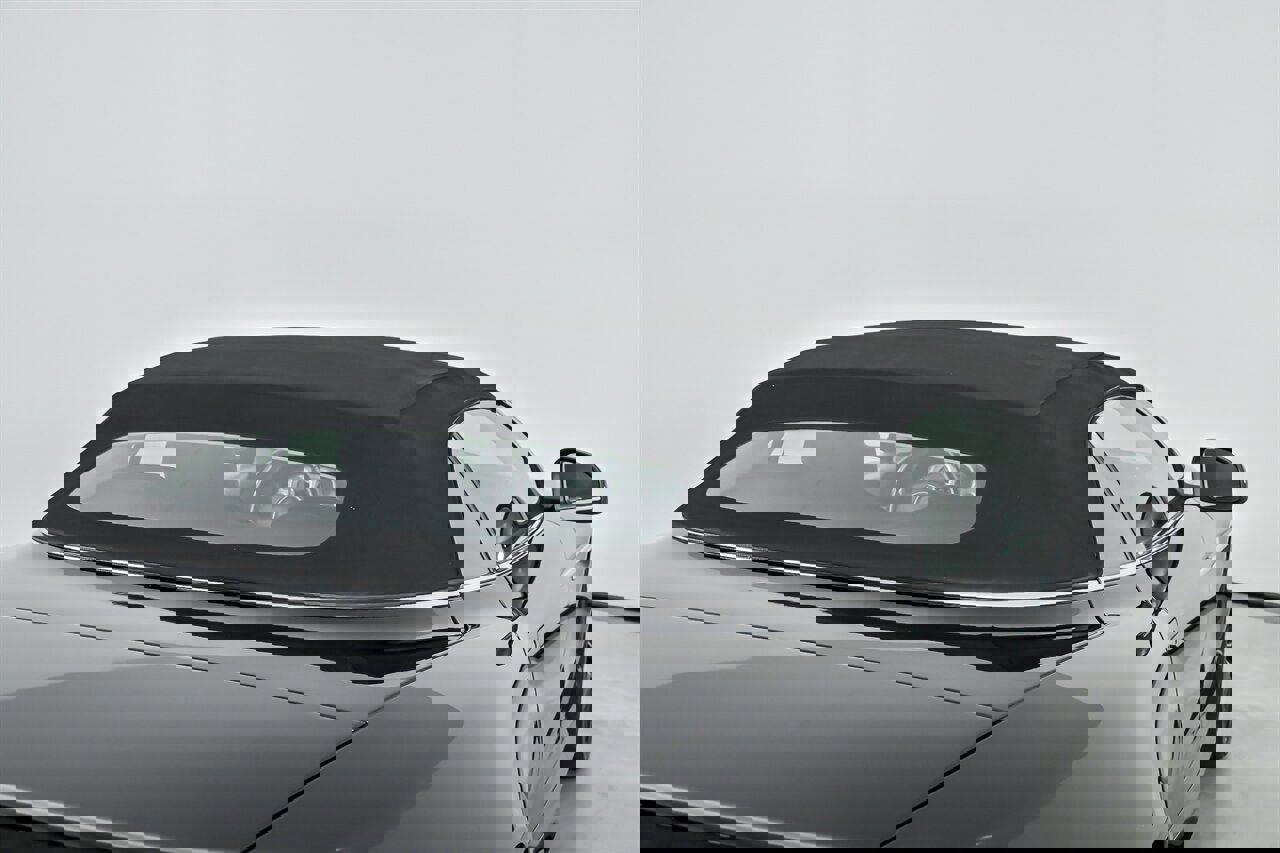 Used 2012 Aston Martin Virage Volante image 18