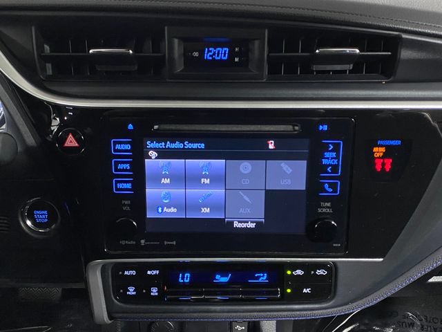 Certified 2018 Toyota Corolla SE w/ SE Premium Package FWD image 14