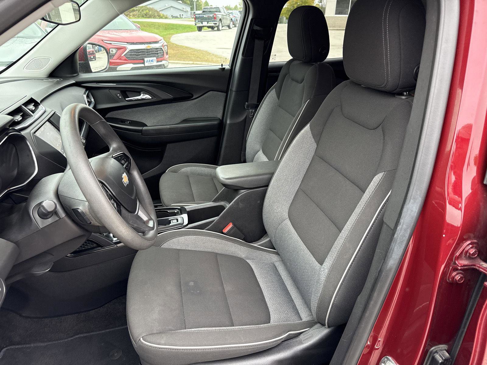 Used 2023 Chevrolet TrailBlazer LT image 11