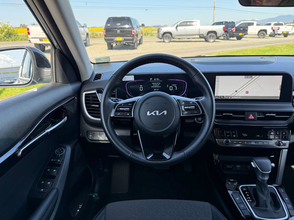 Certified 2025 Kia Seltos S AWD/4WD image 20