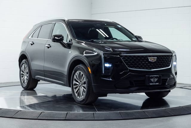 Used 2025 Cadillac XT4 Premium Luxury image 4