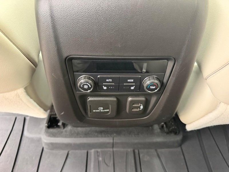 Used 2022 Buick Enclave Avenir w/ Avenir Technology Package AWD/4WD image 11