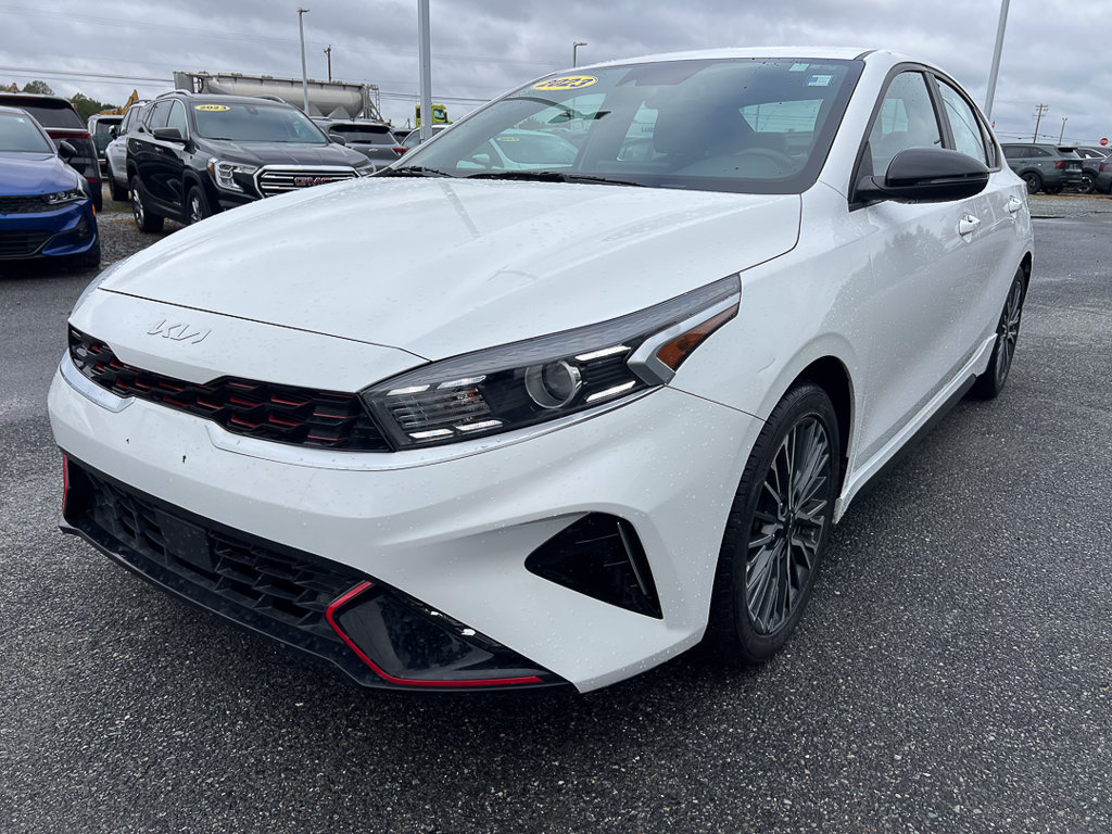 Used 2023 Kia Forte GT-Line w/ GT-Line Technology Package FWD image 2