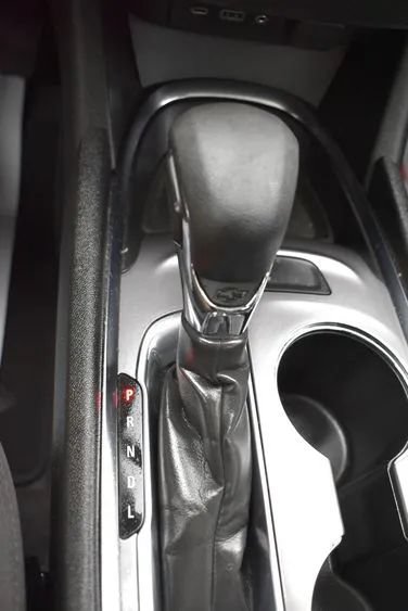 Used 2023 Chevrolet Malibu LT FWD image 35