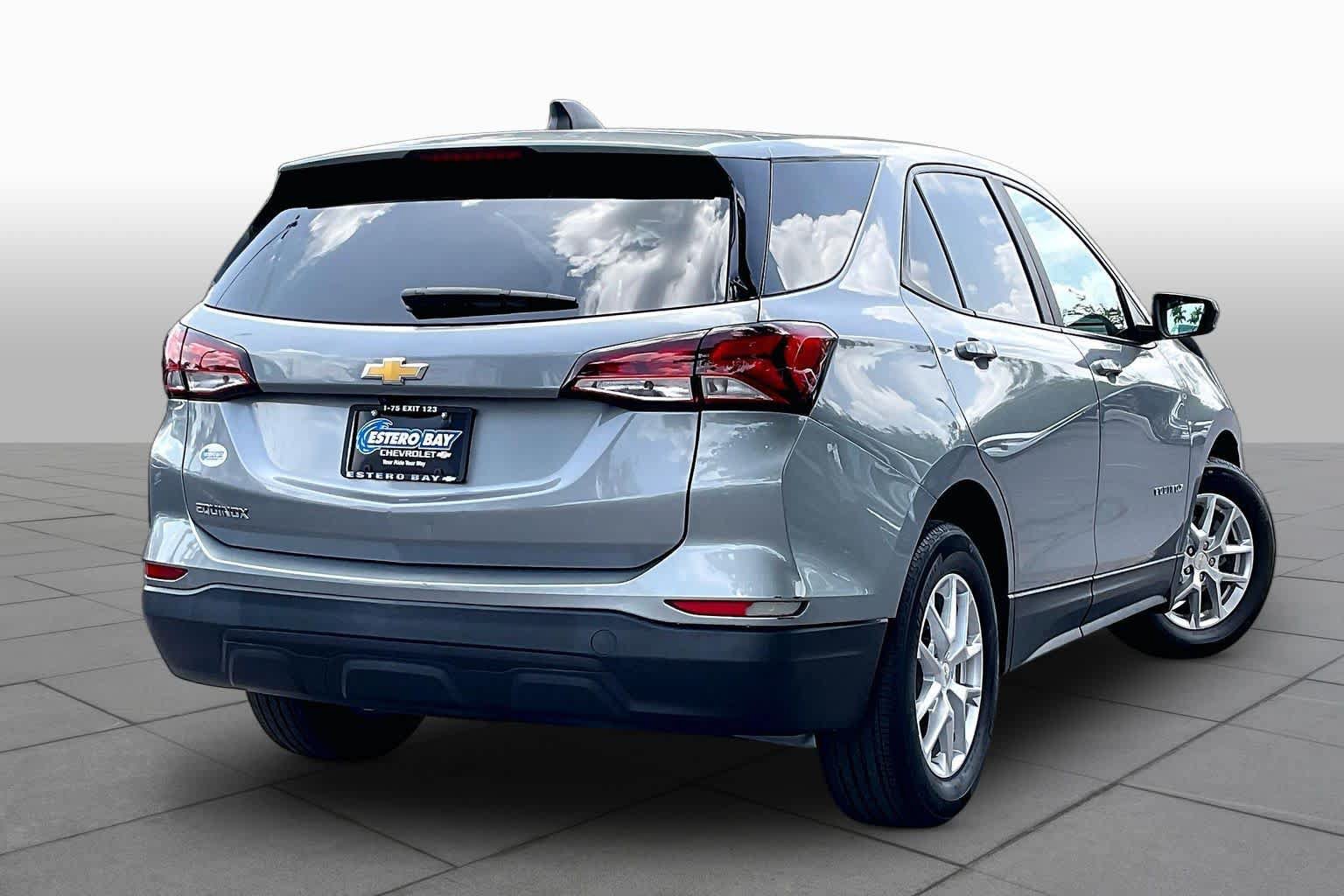 Used 2023 Chevrolet Equinox LS w/ LS Convenience Package FWD image 13