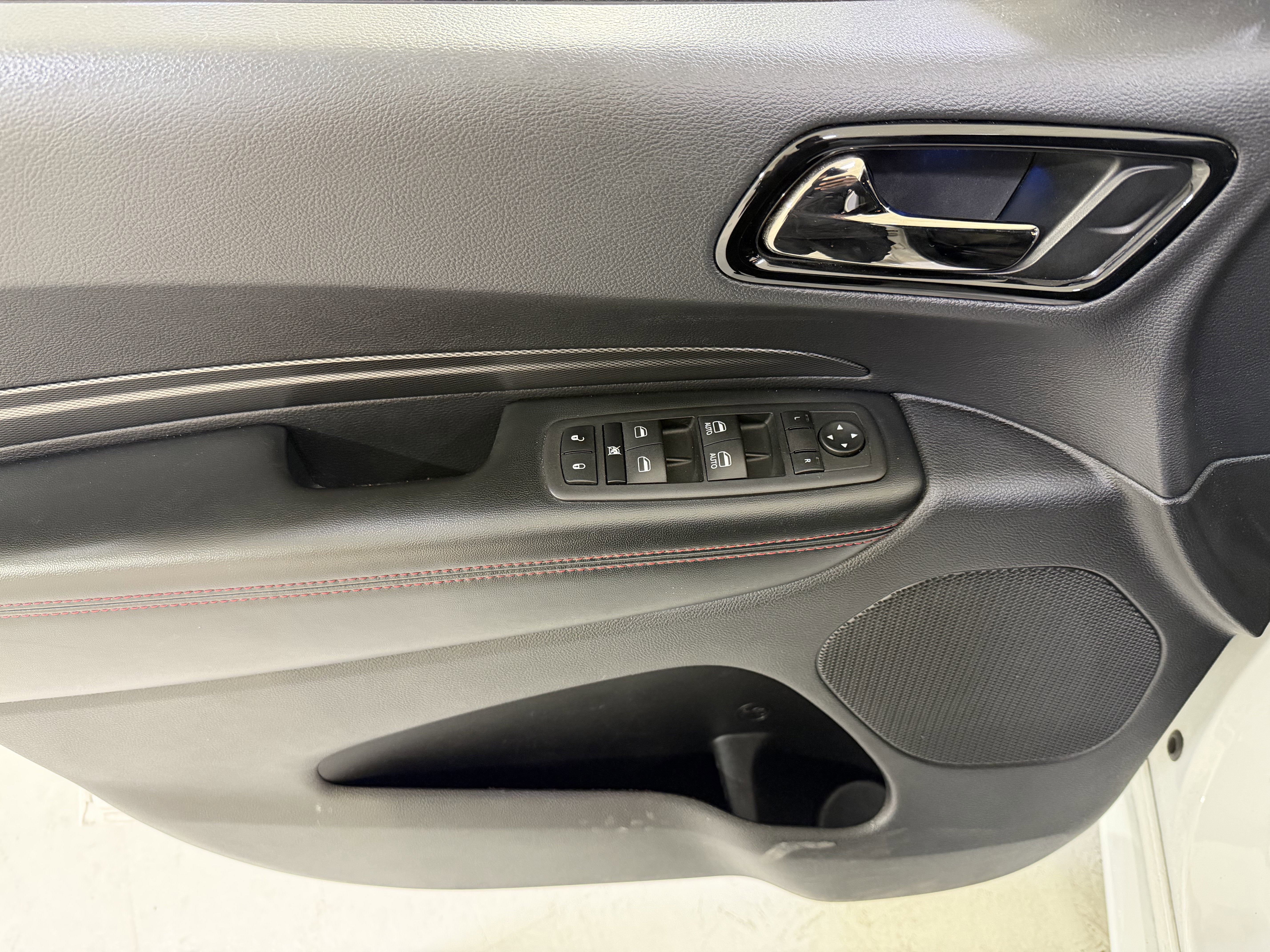 Used 2023 Dodge Durango GT image 15