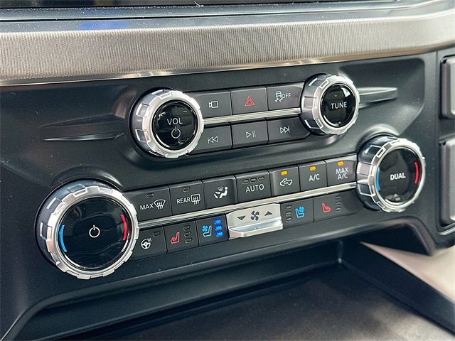 New 2026 Ford F250 4x4 Crew Cab Super Duty image 11