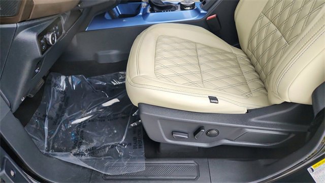 Used 2023 Ford Bronco Outer Banks image 33