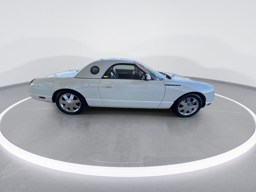 Used 2002 Ford Thunderbird RWD image 9