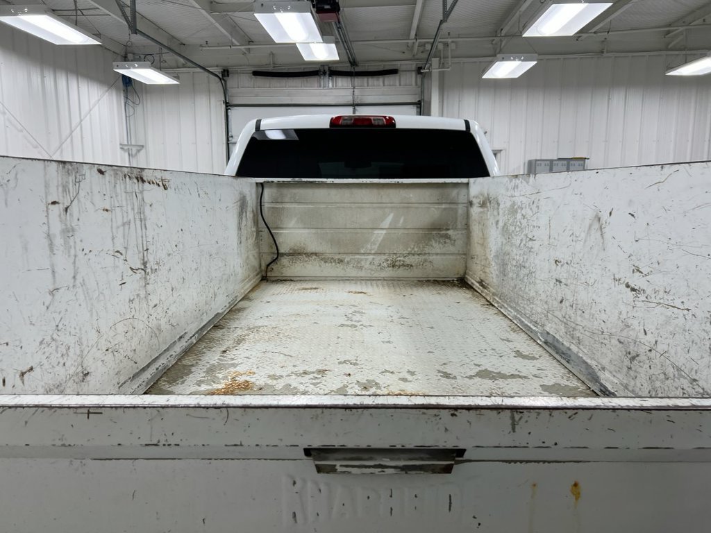 Used 2015 Chevrolet Silverado 3500 W/T AWD/4WD image 22