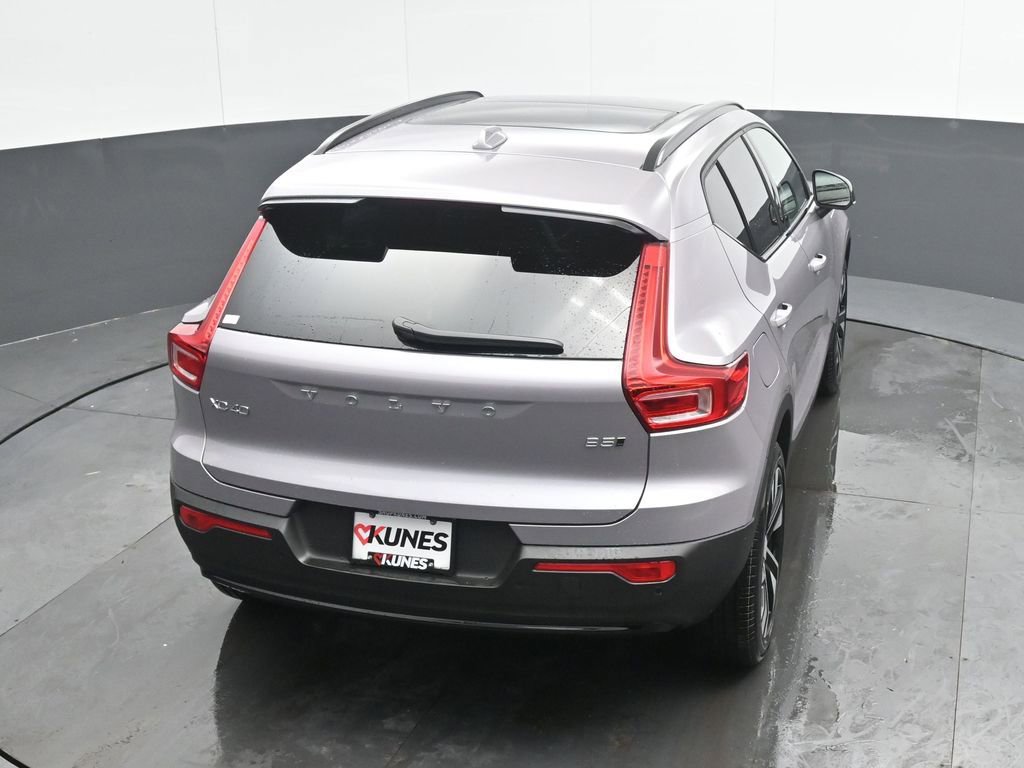 New 2026 Volvo XC40 B5 Ultra w/ Protection Package Premier AWD/4WD image 30