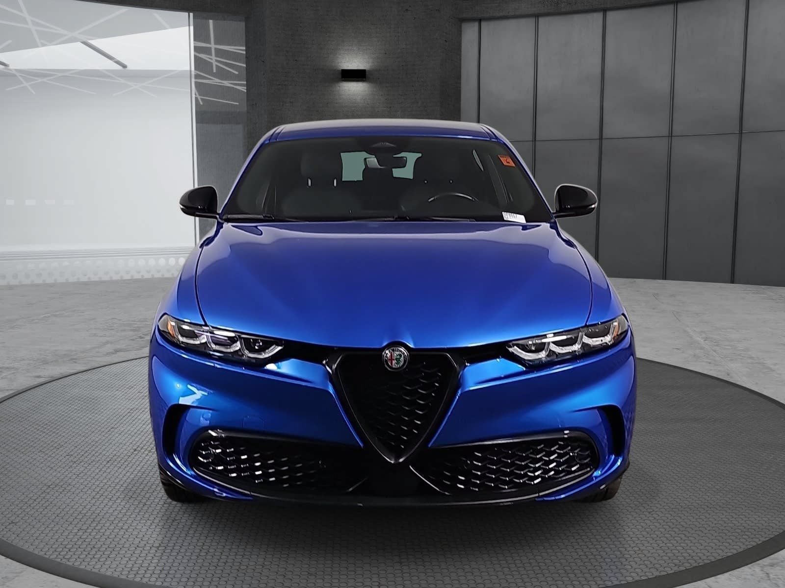 Used 2024 Alfa Romeo Tonale Veloce w/ Premium Interior Package AWD/4WD image 2