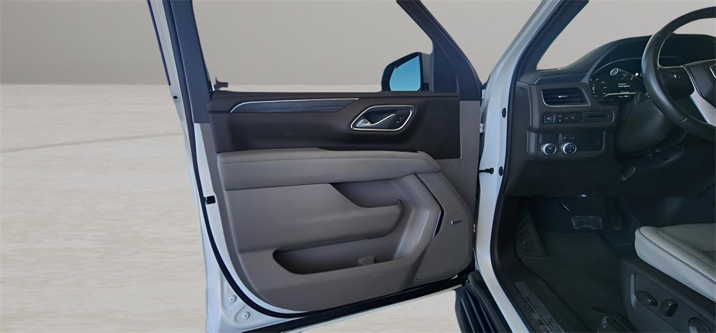 Used 2023 GMC Yukon SLT image 11