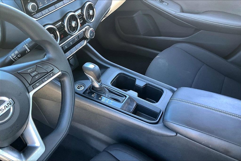 Used 2023 Nissan Sentra S image 17