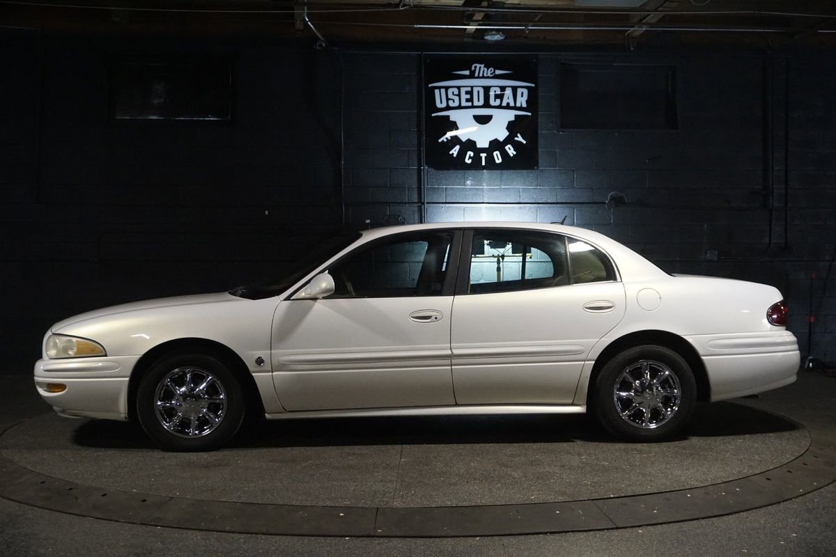 Used 2005 Buick Le Sabre Limited w/ Celebration Edition Package FWD image 2
