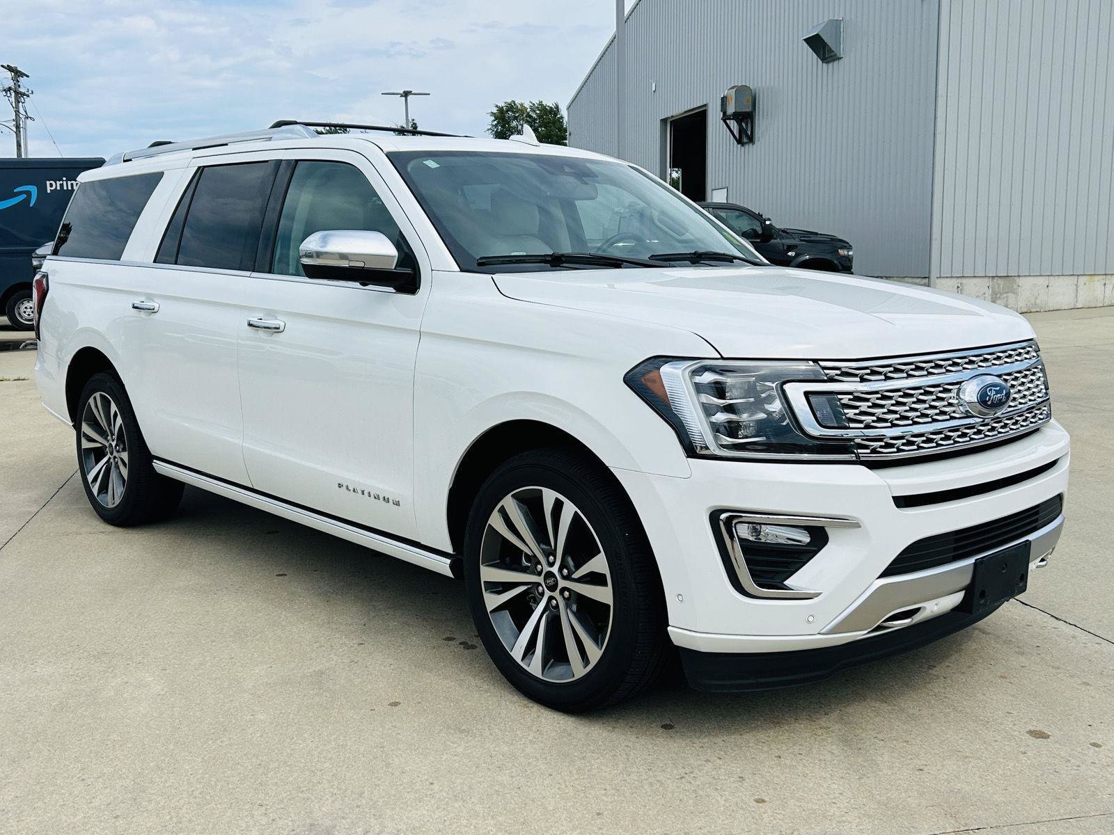 Used 2021 Ford Expedition Max Platinum AWD/4WD image 2