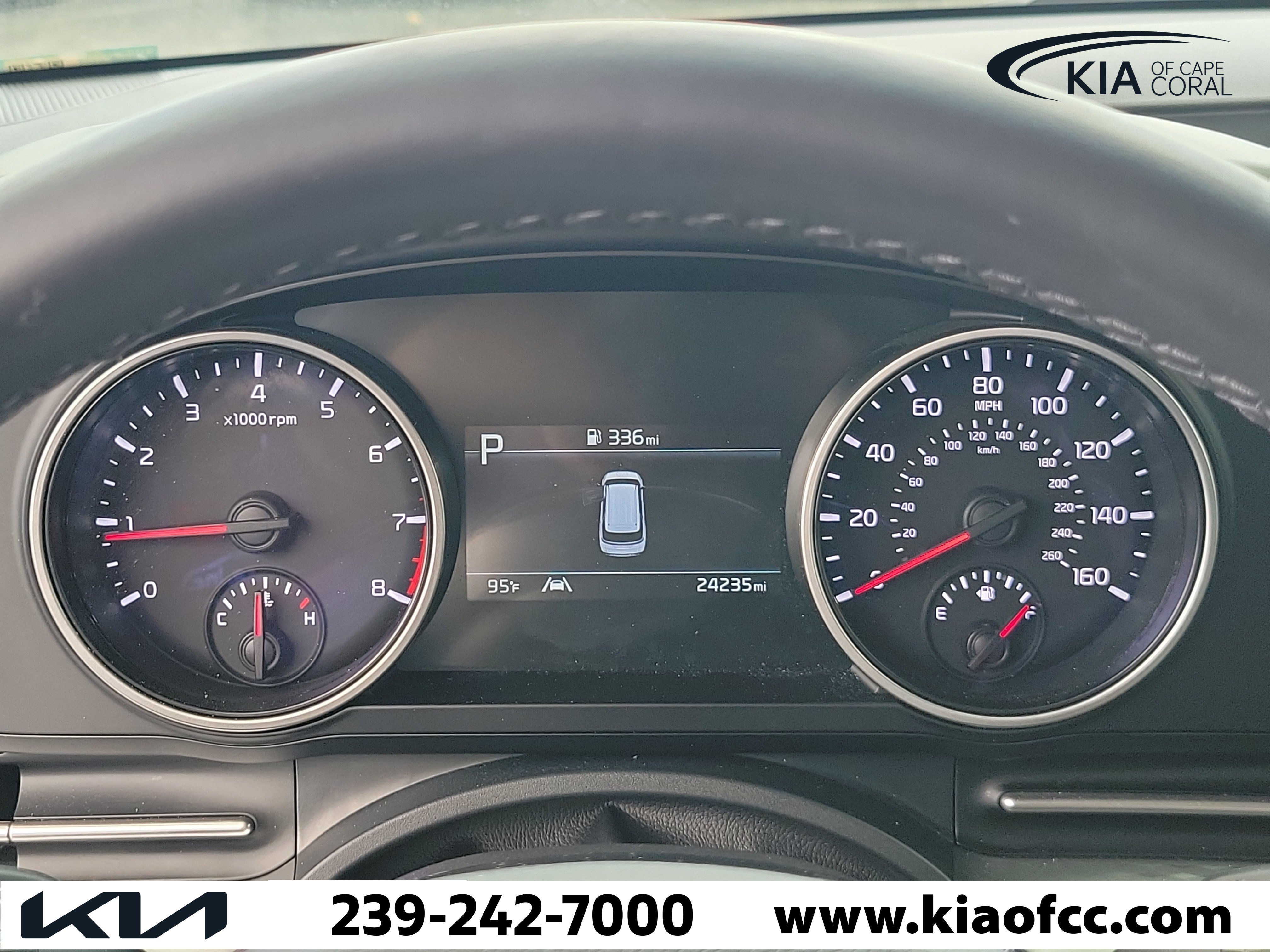 Certified 2023 Kia Carnival LX FWD image 27