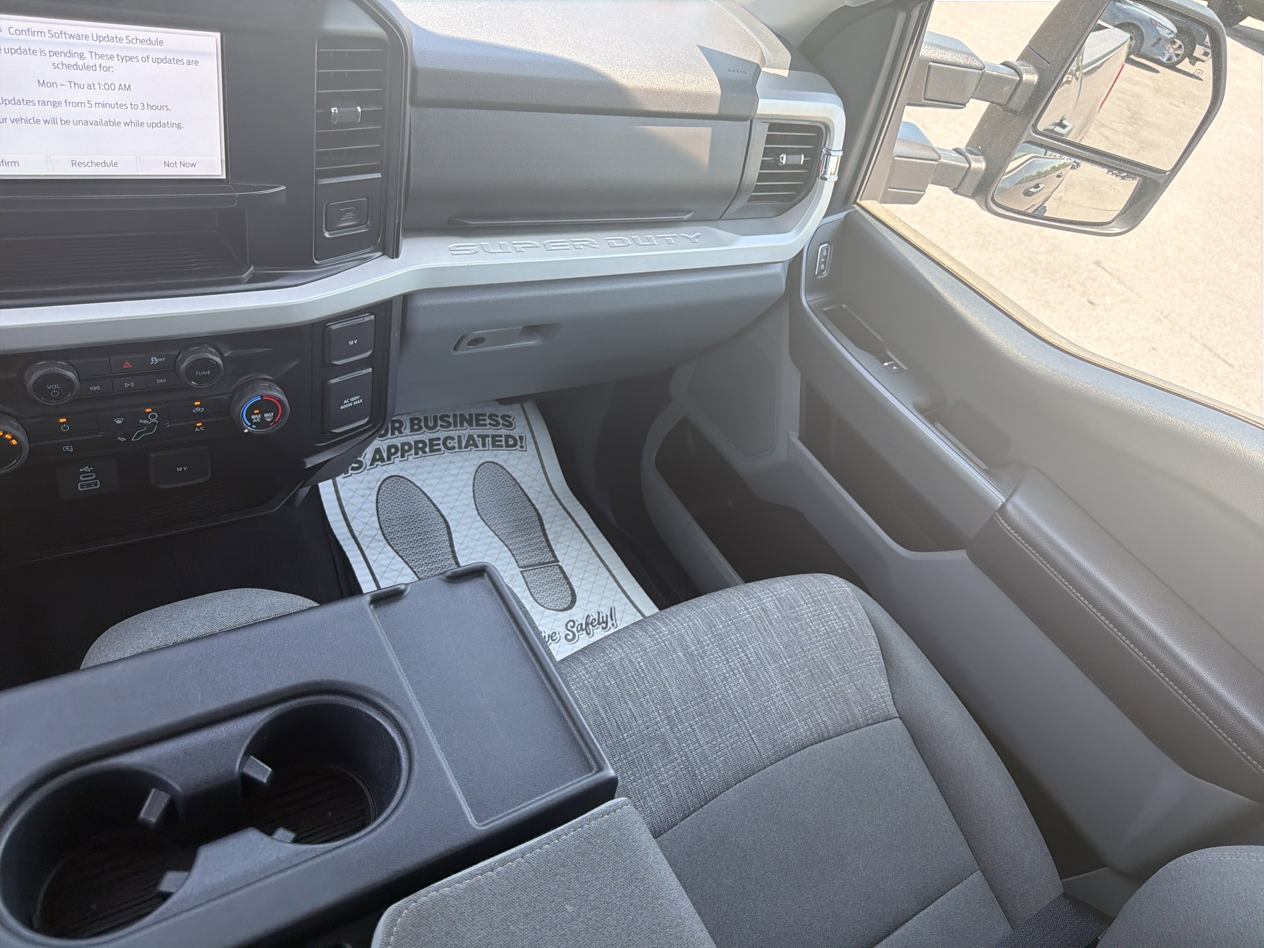 Used 2025 Ford F250 XLT AWD/4WD image 22