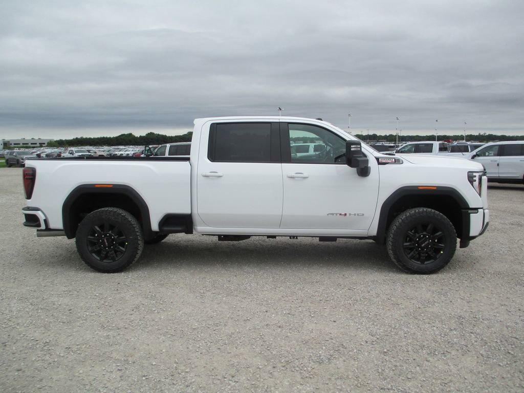New 2026 GMC Sierra 2500 AT4 AWD/4WD image 3