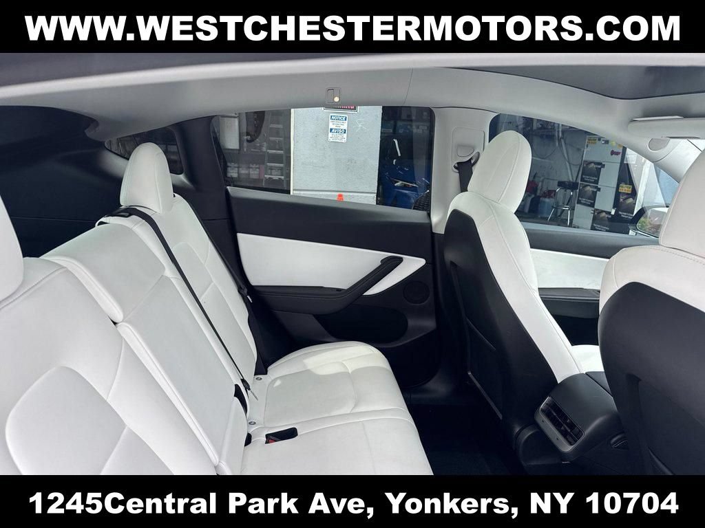 Used 2021 Tesla Model Y Long Range AWD/4WD image 20