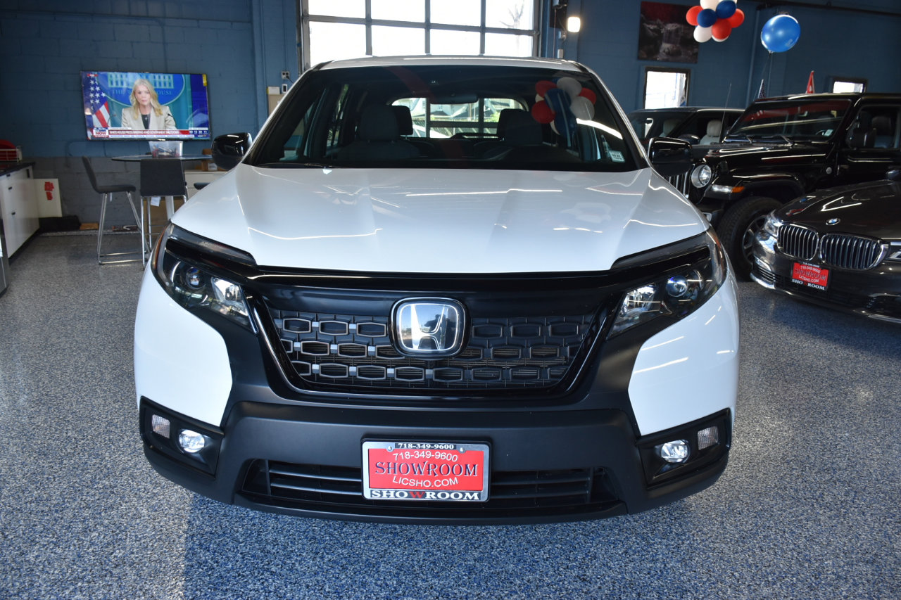 Used 2021 Honda Passport Sport image 11