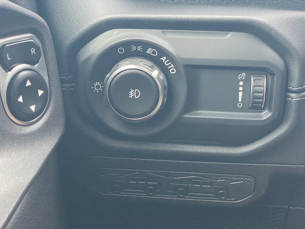 Used 2024 Jeep Wrangler Unlimited Rubicon 392 AWD/4WD image 18