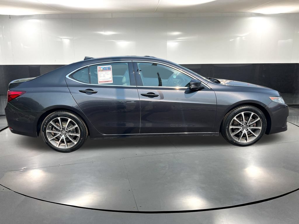 Used 2015 Acura TLX V6 w/ Technology Package FWD image 4