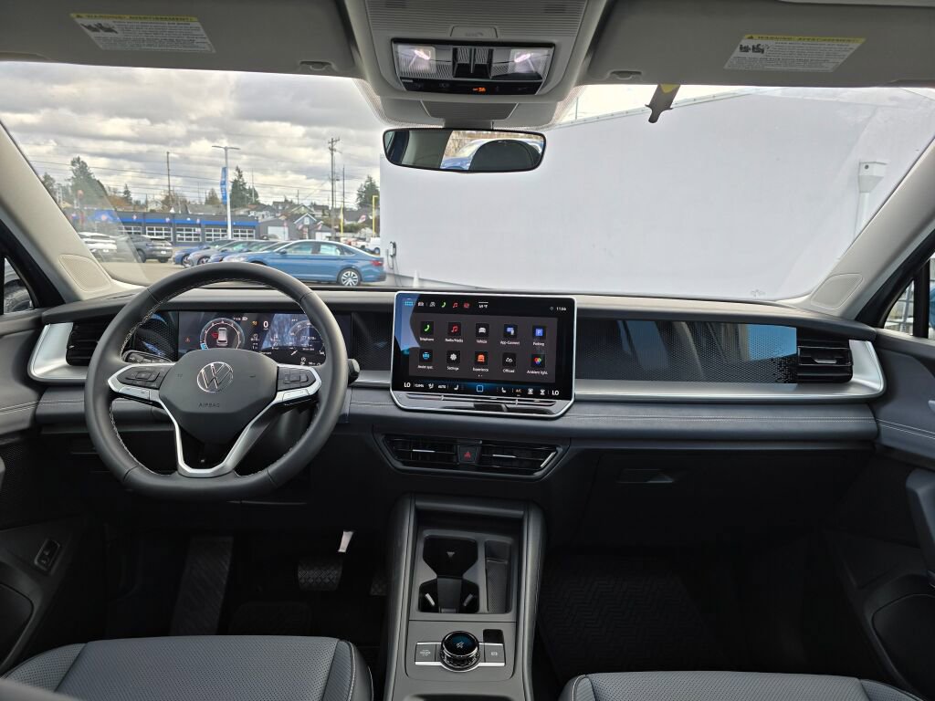 New 2026 Volkswagen Tiguan SE image 35