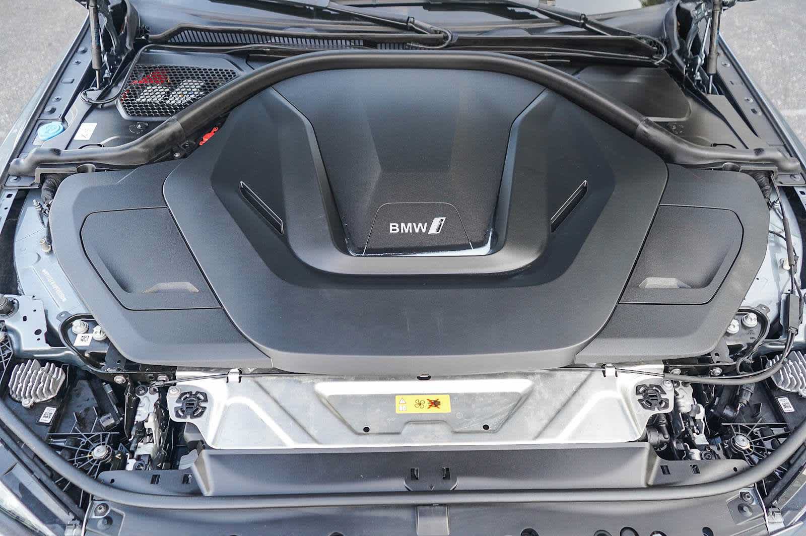 Used 2023 BMW i4 eDrive40 w/ Premium Package RWD image 39