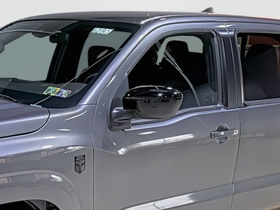 New 2026 Nissan Frontier SV w/ Tow Package AWD/4WD image 8