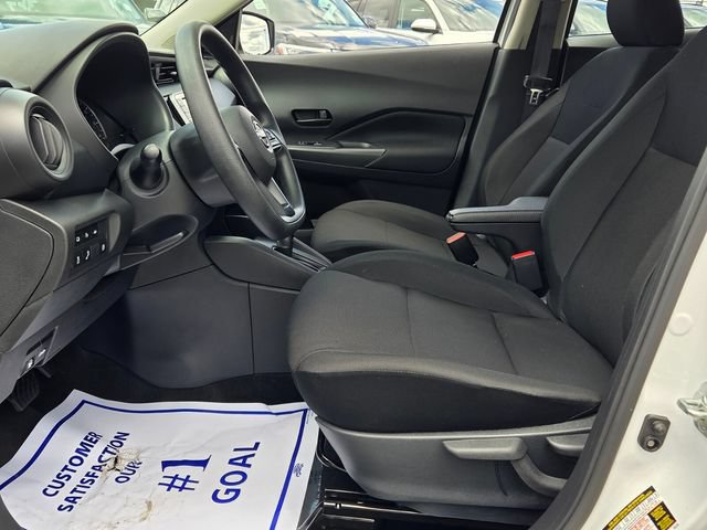 Used 2025 Nissan Kicks Play S FWD image 5