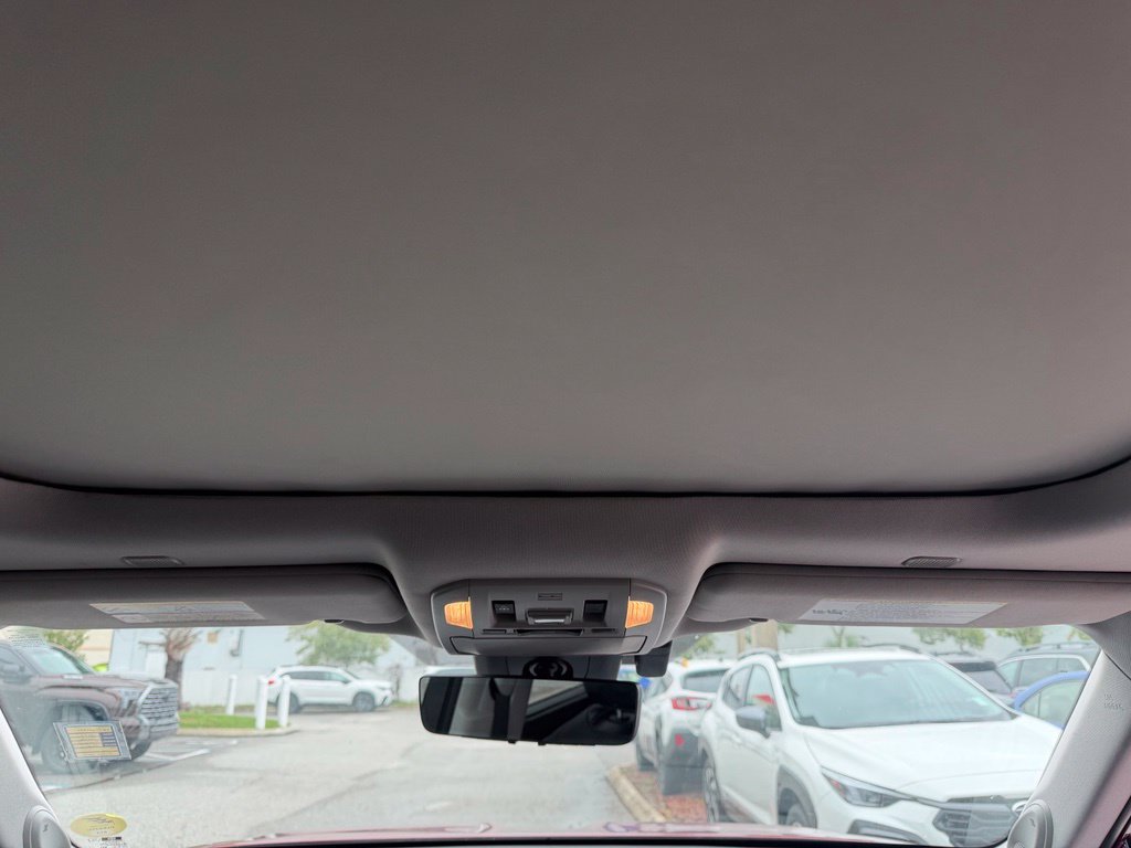 Used 2023 Toyota Highlander Platinum FWD image 19