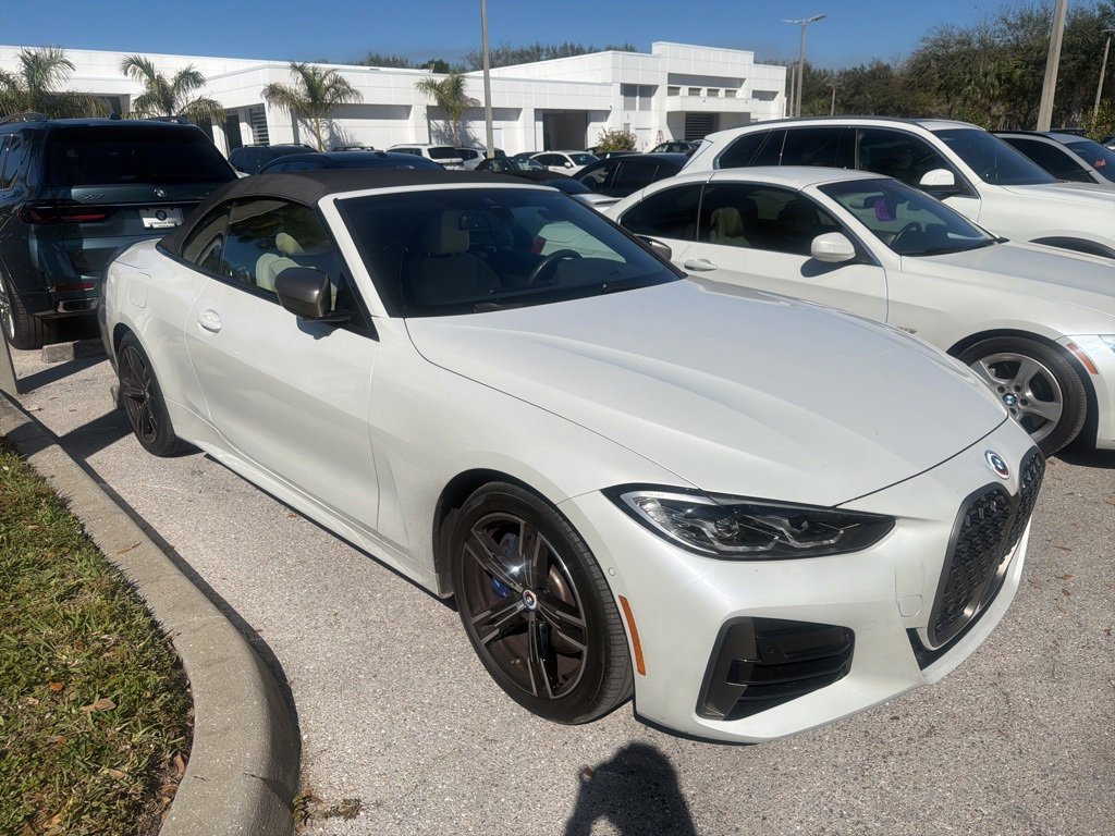 Certified 2023 BMW 440i xDrive Convertible w/ Premium Package image 3