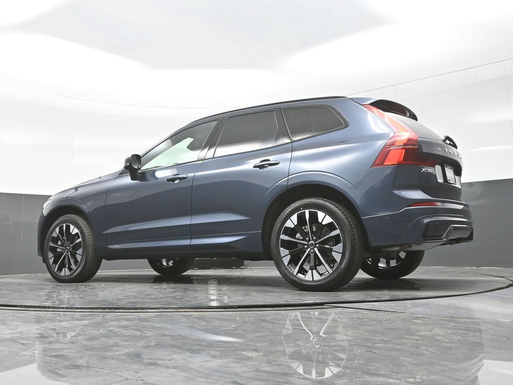 New 2026 Volvo XC60 B5 Plus w/ Climate Package AWD/4WD image 35