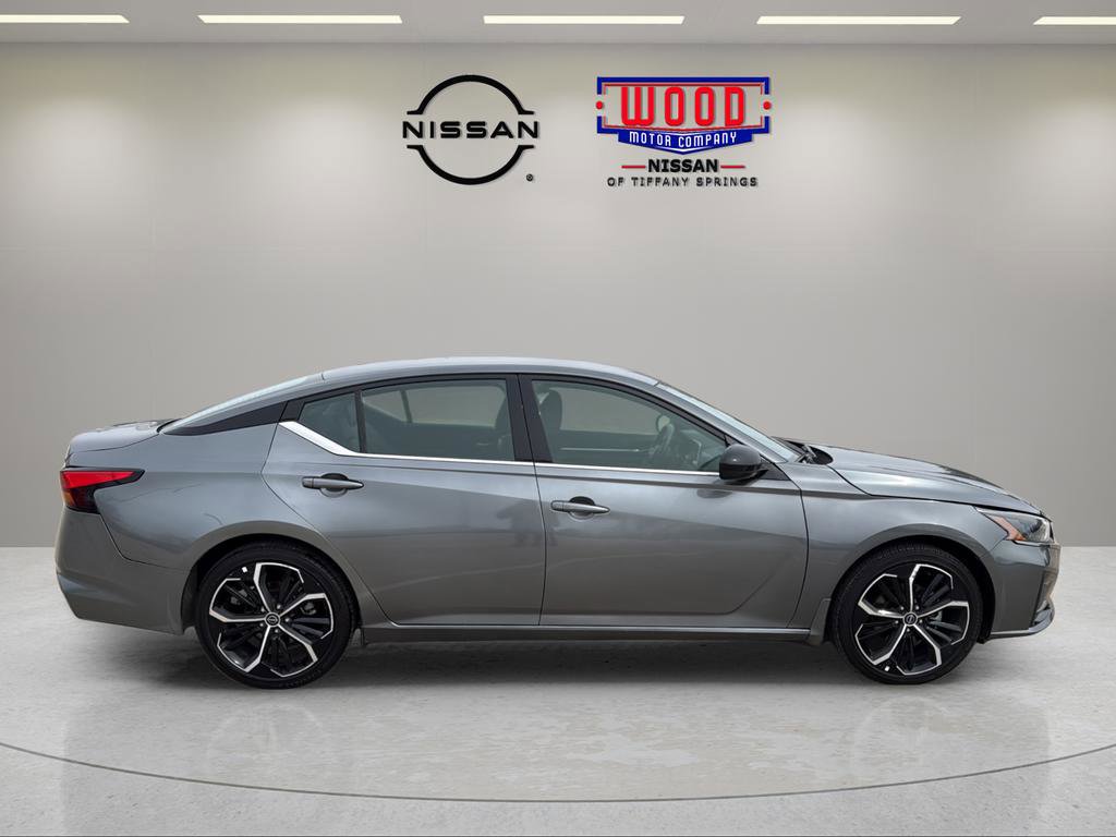 Certified 2025 Nissan Altima 2.5 SR image 2