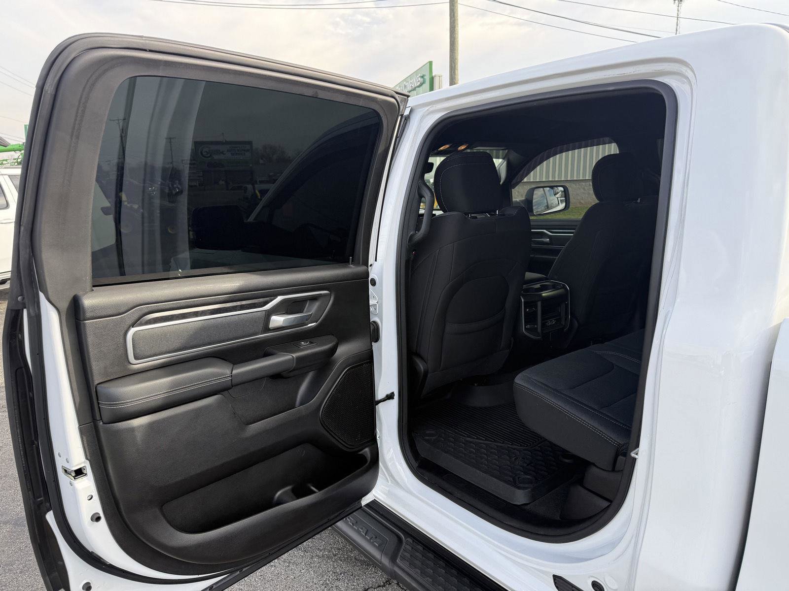 Used 2023 RAM 1500 Big Horn image 33