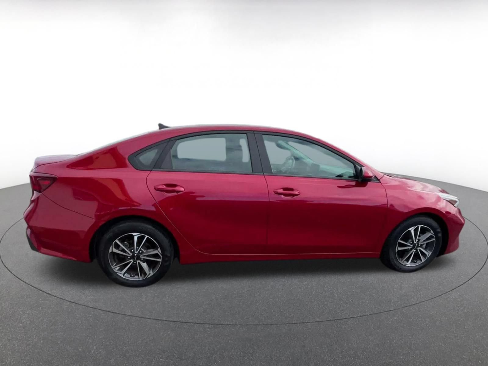Used 2024 Kia Forte LXS FWD image 15