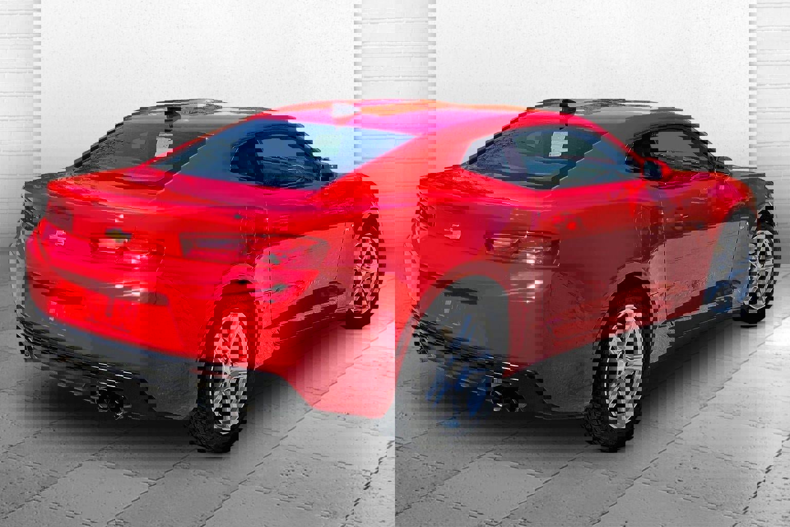 Used 2018 Chevrolet Camaro LT w/ Technology Package RWD image 12