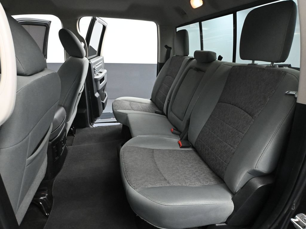 Used 2017 RAM 1500 Big Horn AWD/4WD image 30