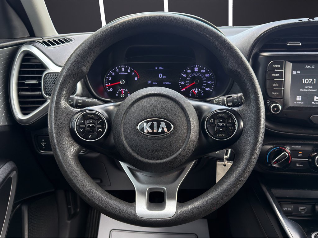 Used 2020 Kia Soul LX FWD image 16