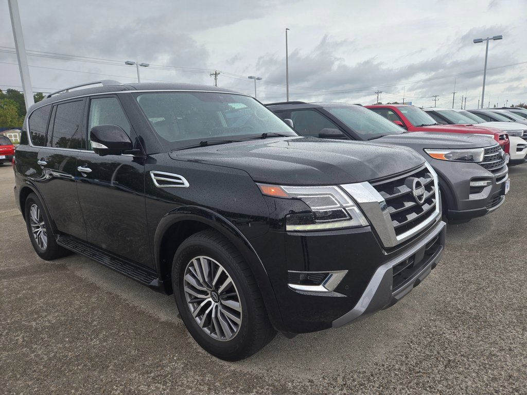 Used 2024 Nissan Armada SL w/ Captain's Chairs Package image 2