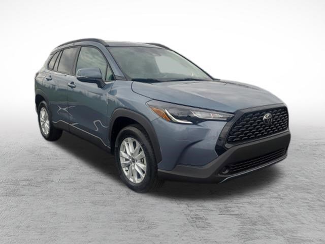 Certified 2024 Toyota Corolla Cross LE w/ Moonroof Package image 3