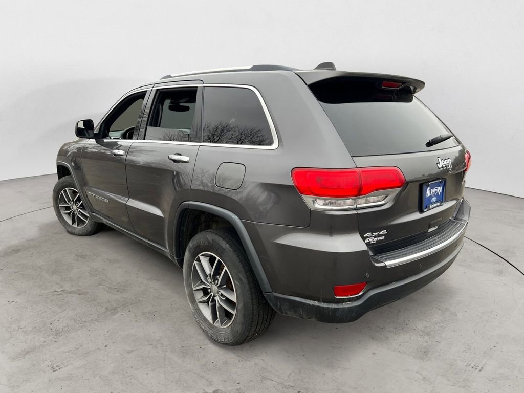 Used 2017 Jeep Grand Cherokee Limited w/ Luxury Group II image 4