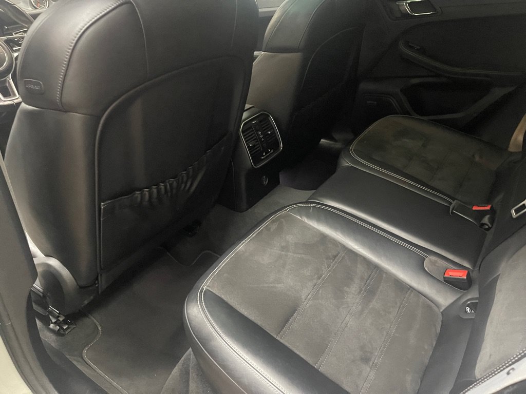 Used 2017 Porsche Macan GTS AWD/4WD image 22