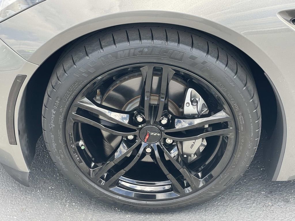 Used 2016 Chevrolet Corvette Stingray Coupe w/ 2LT Preferred Equipment Group image 6