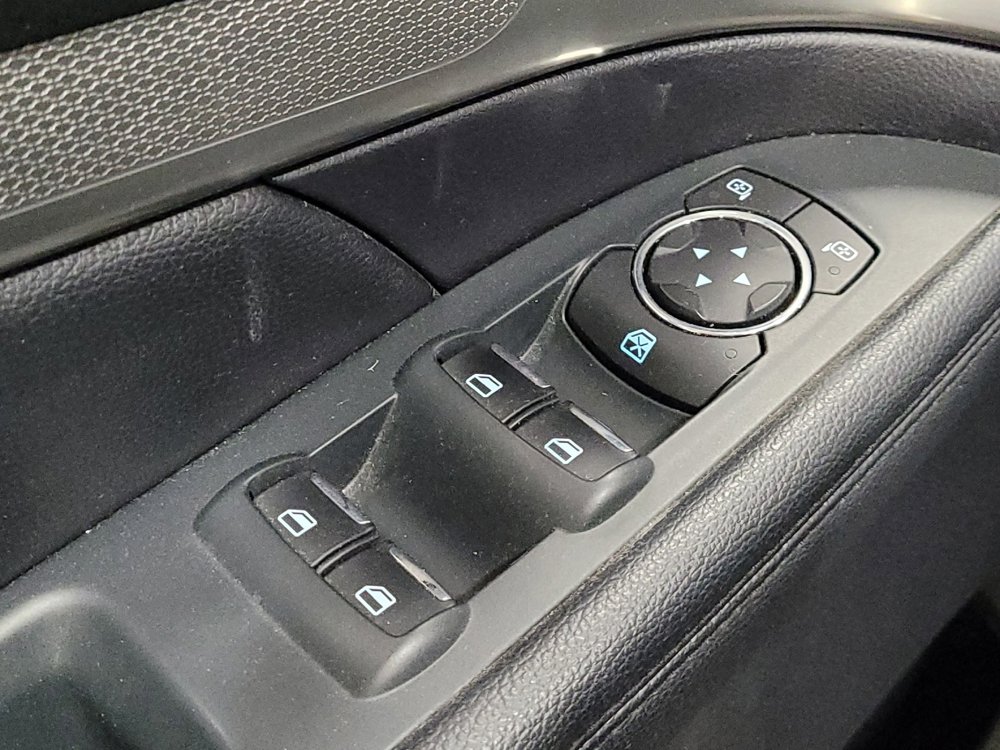 Used 2019 Ford Explorer XLT w/ Equipment Group 202A AWD/4WD image 27