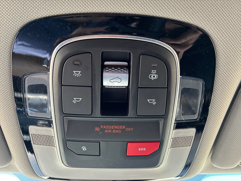 Used 2023 Hyundai Santa Fe SEL w/ Premium Package AWD/4WD image 31